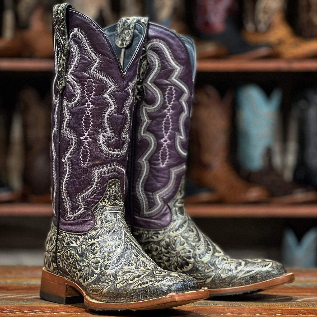 Stamped Tooled Cowgirl Boots